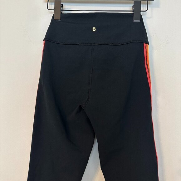 SPIRITUAL GANGSTER Nikki Dream Tech and Intent Dream Tech Eco 7/8 Legging Set - Picture 12 of 16